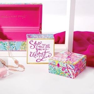 New! Lilly Pulitzer Small Lacquer Box